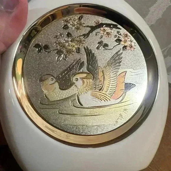 Vintage Japanese Chokin style vase  with 2 Ducks - Picture 3 of 6